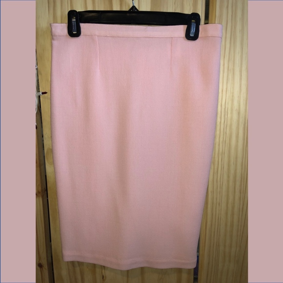 VINTAGE Morabito Paris Pink Skirt Suit - Picture 4 of 5
